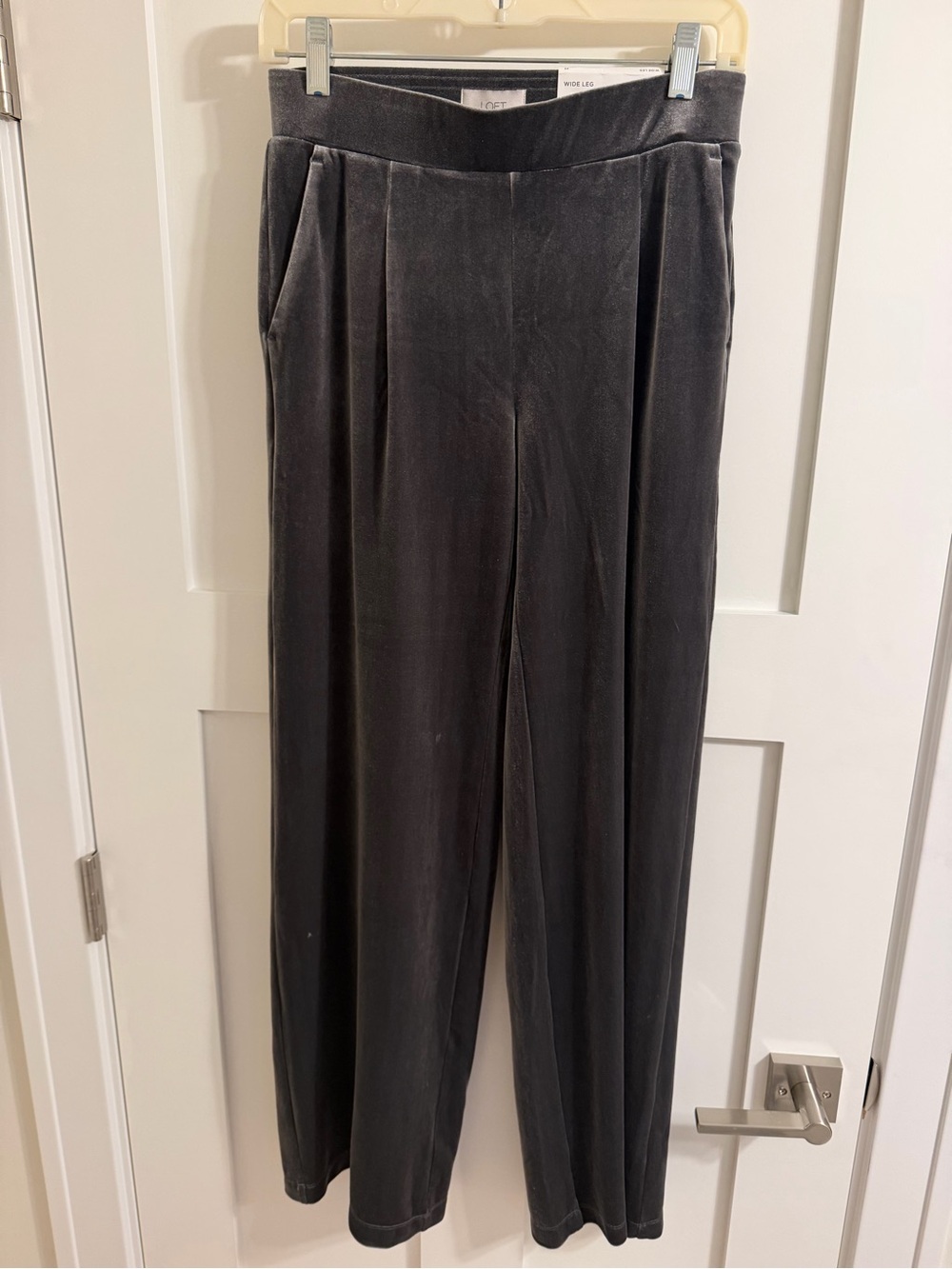 LOFT Men's Wide-Leg Corduroy Pants in Charcoal Gray
